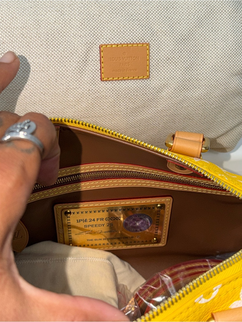Louis Vuitton Speedy P9 Bandouliere Size 25 Jaune Mat Yellow M24426 Runway - Picture 6 of 7